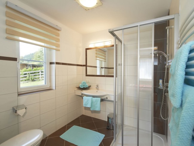 Badezimmer im Appartement A - Beispielbild